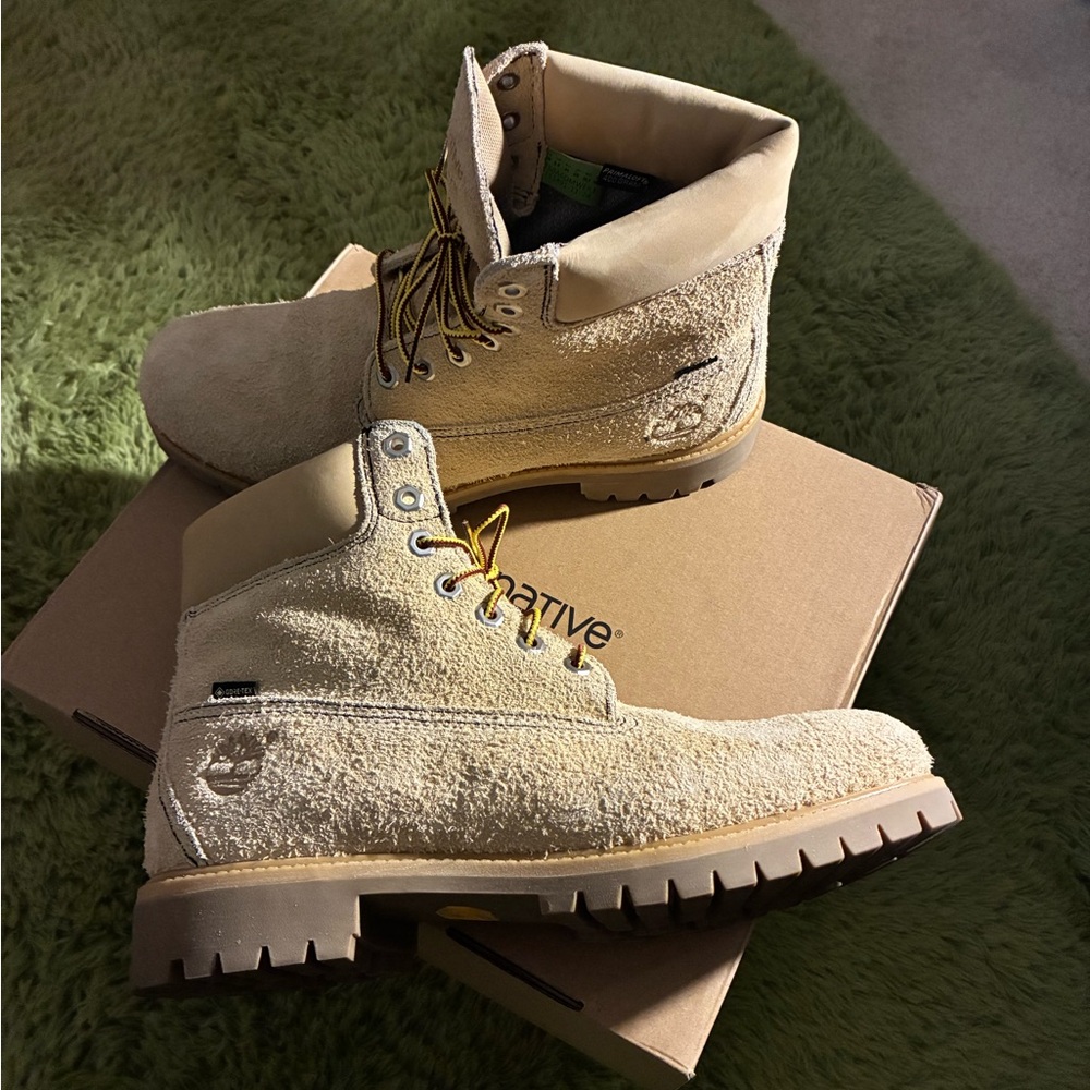 Nonnative Timberland size 10